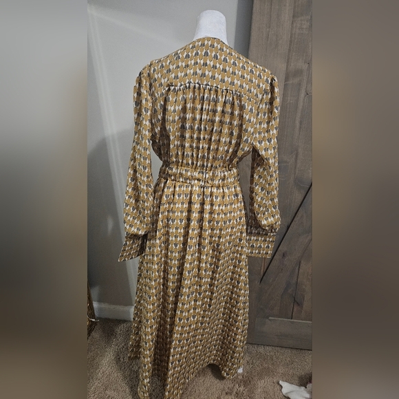 HL AFFAIR Mod Printed Wrap Maxi Long Sleeve Dress In Mustard/white/grey. S/M NWT - Picture 13 of 16
